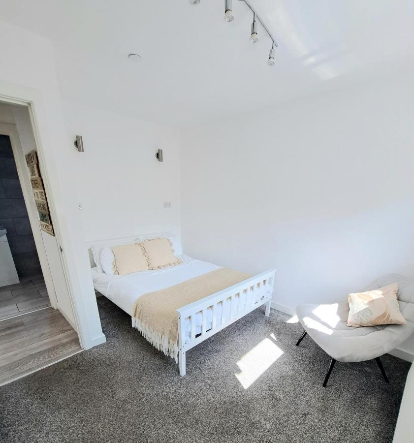 La Petite Maison Свонсі Екстер'єр фото